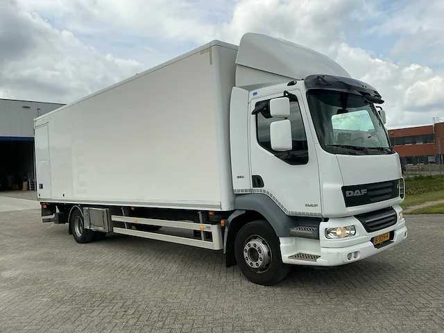 2013 daf fa lf55 vrachtwagen - afbeelding 19 van  25