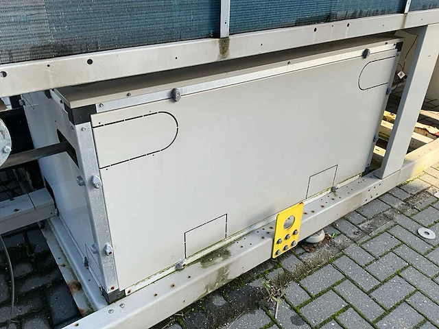 2013 daikin ewad300d-xr007 koelinstallatie - afbeelding 9 van  21