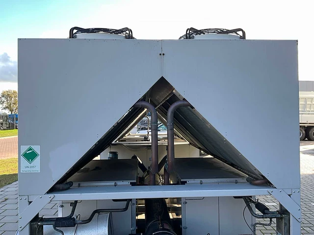 2013 daikin ewad300d-xr007 koelinstallatie - afbeelding 16 van  21