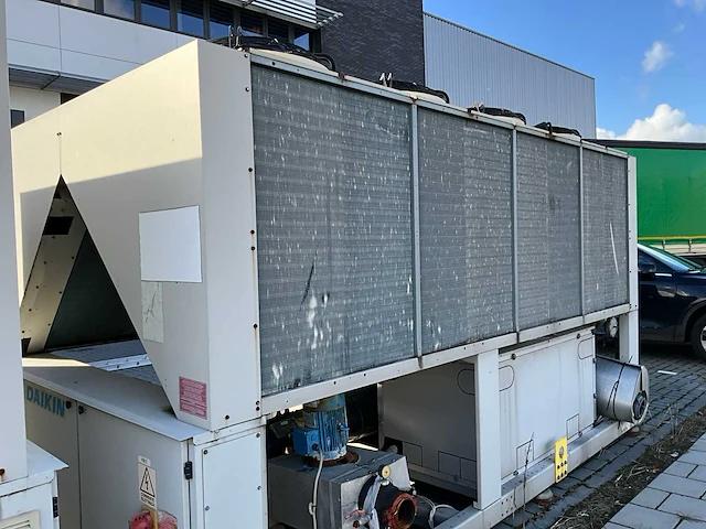 2013 daikin ewad300d-xr007 koelinstallatie - afbeelding 18 van  21