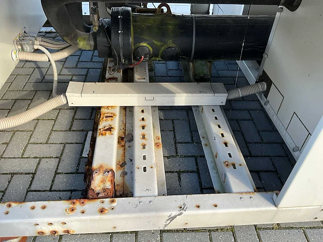 2013 daikin ewad300d-xr007 koelinstallatie - afbeelding 10 van  19