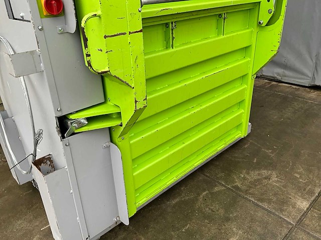 2013 dixi 60sh afvalpers / kartonpers verticale balenpers - afbeelding 4 van  22