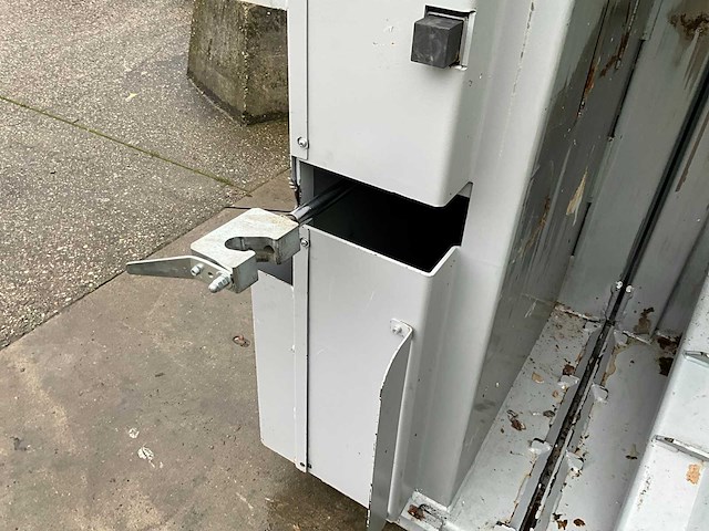 2013 dixi 60sh afvalpers / kartonpers verticale balenpers - afbeelding 13 van  22