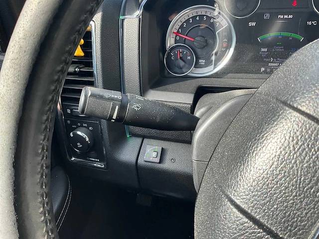 2013 dodge ram 1500 4x4 quad cab bedrijfswagen vd-055-d - afbeelding 11 van  44