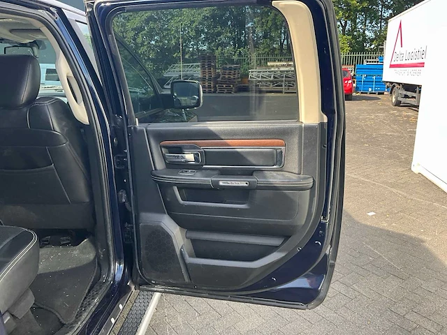 2013 dodge ram 1500 4x4 quad cab bedrijfswagen vd-055-d - afbeelding 30 van  44