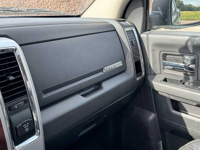2013 dodge ram 1500 5.7 v8 4x4 qc 6'4 - afbeelding 16 van  30