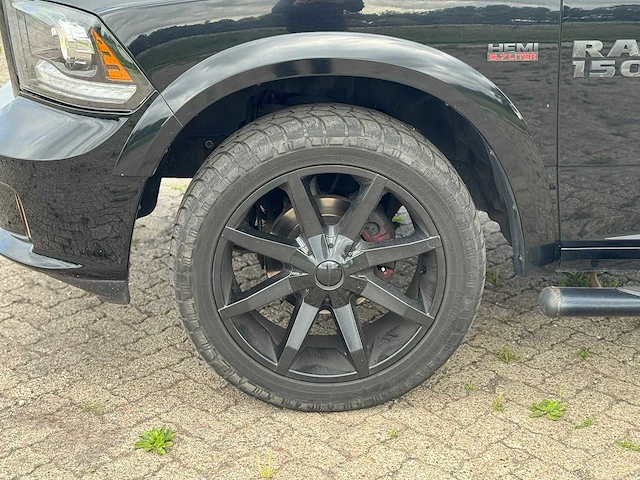 2013 dodge ram 1500 5.7 v8 cc 5'7 - afbeelding 2 van  29