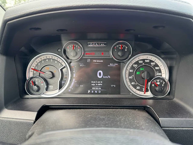 2013 dodge ram 1500 5.7 v8 cc 5'7 - afbeelding 13 van  29