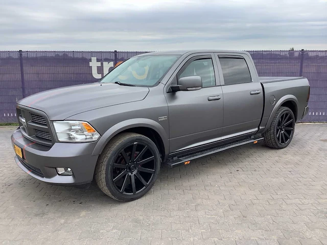 2013 dodge ram 1500 hemi bedrijfswagen - afbeelding 1 van  34