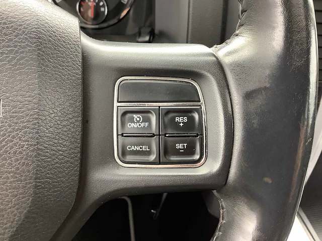 2013 dodge ram 1500 hemi bedrijfswagen - afbeelding 16 van  34