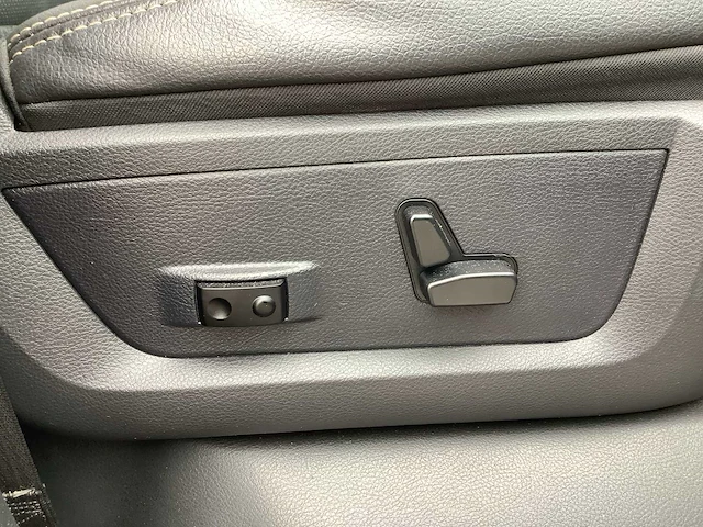 2013 dodge ram 1500 hemi bedrijfswagen - afbeelding 25 van  34