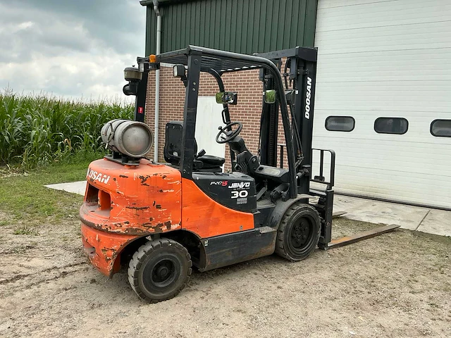 2013 doosan lp / g30e-5 vorkheftruck - afbeelding 26 van  38