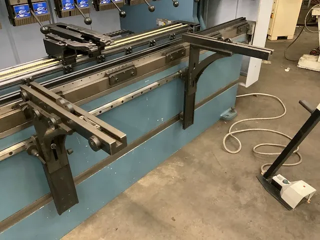 2013 durma ad-s 30175 cnc kantbank - afbeelding 2 van  17