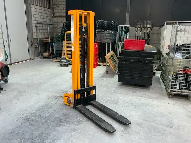 2013 efs1030g stapelaar - afbeelding 1 van  7