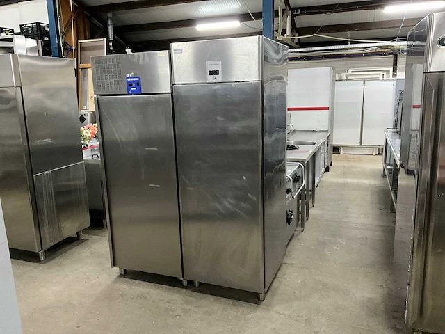 2013 electrolux re471ff rvs vrieskast - afbeelding 1 van  7