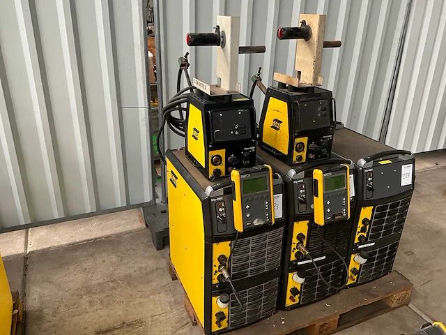 2013 esab mig 4000iw mig lasapparaat - afbeelding 1 van  8