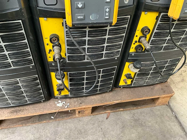 2013 esab mig 4000iw mig lasapparaat - afbeelding 2 van  7