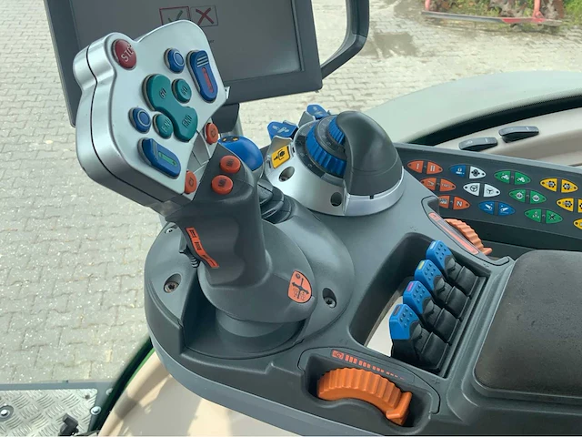 2013 fendt 939 vario profi plus vierwielaangedreven landbouwtractor - afbeelding 29 van  43