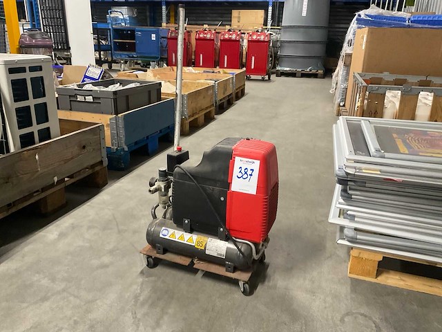 2013 fiac mobiele luchtcompressor - afbeelding 2 van  4