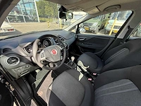 2013 fiat punto evo personenauto - afbeelding 3 van  14