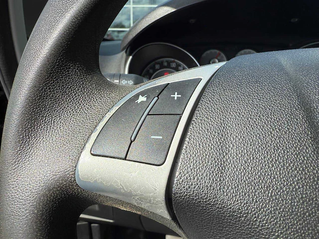 2013 fiat punto evo personenauto - afbeelding 10 van  14