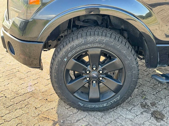 2013 ford f-150 fx-4 bedrijfswagen - afbeelding 2 van  28