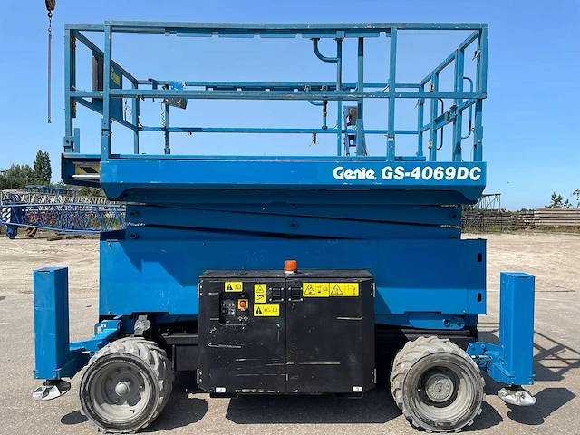 2013 genie 40/69dc ruwterrein hoogwerker - afbeelding 1 van  14
