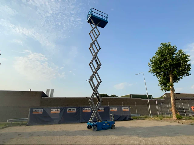 2013 genie gs-4047 hoogwerker - afbeelding 1 van  24