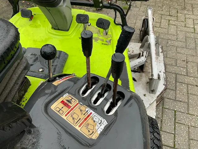 2013 grill fd 2200 4wd zitmaaier - afbeelding 7 van  18