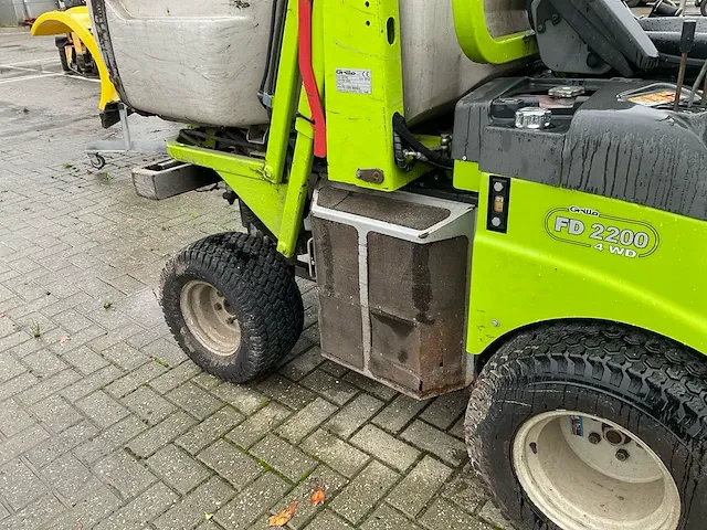 2013 grill fd 2200 4wd zitmaaier - afbeelding 9 van  18