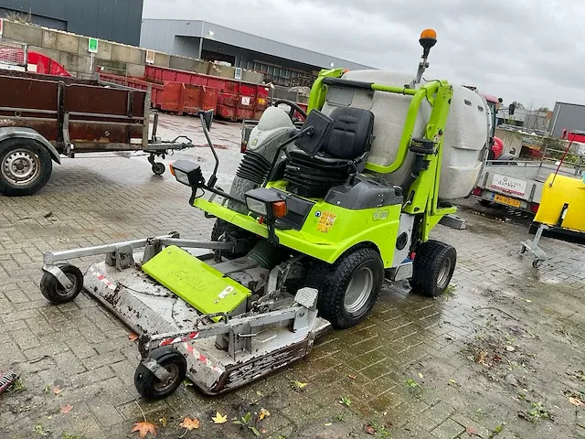 2013 grill fd 2200 4wd zitmaaier - afbeelding 1 van  18