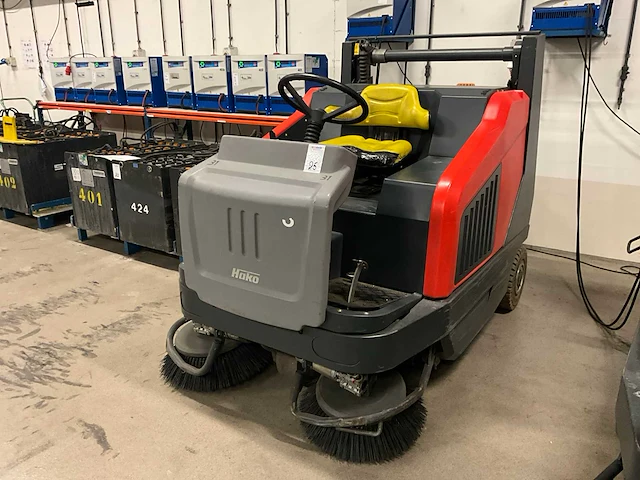 2013 hako hako-jonas 1500e opzit veegmachine - afbeelding 1 van  12