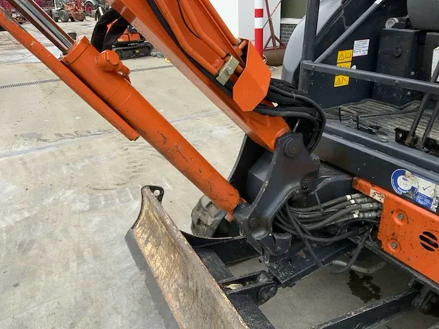 2013 hitachi zaxis 022 u-2 minigraafmachine - afbeelding 4 van  23