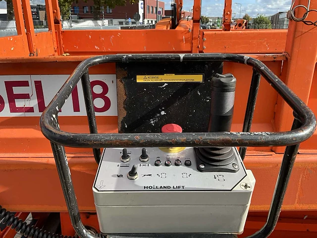 2013 holland lift q-135el18 hoogwerker - afbeelding 4 van  22