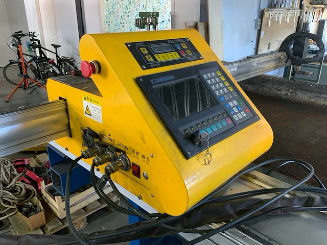 2013 huayuan lgk-120 igbt cnc plasmasnijmachine - afbeelding 10 van  14