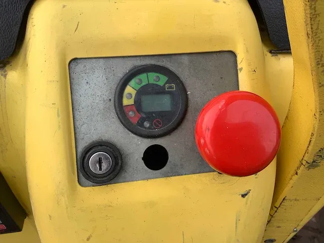 2013 hyster p1.6 elektrische palletwagen - afbeelding 3 van  6