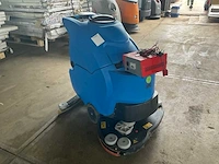 2013 ipc s70bt70 schrob- zuigmachine - afbeelding 6 van  13