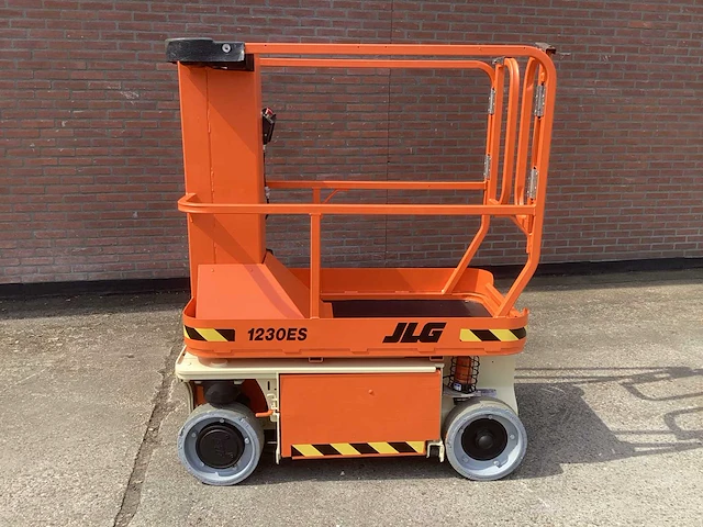 2013 jlg 1230es hoogwerker - afbeelding 2 van  8