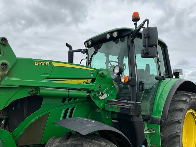 2013 john deere 6130m vierwielaangedreven landbouwtractor met voorlader - afbeelding 4 van  43