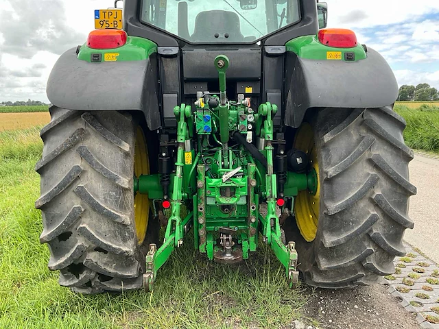 2013 john deere 6130m vierwielaangedreven landbouwtractor met voorlader - afbeelding 13 van  43