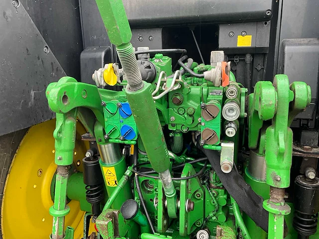 2013 john deere 6130m vierwielaangedreven landbouwtractor met voorlader - afbeelding 16 van  43