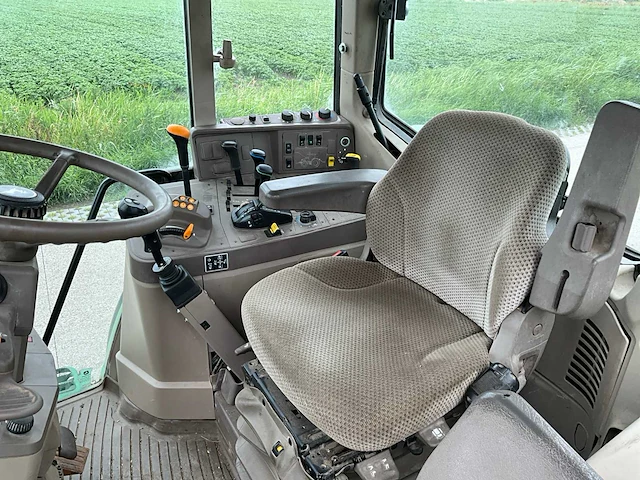 2013 john deere 6130m vierwielaangedreven landbouwtractor met voorlader - afbeelding 25 van  43