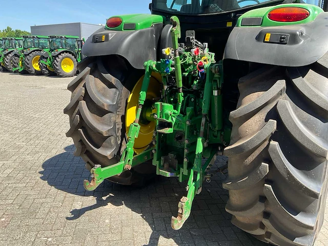 2013 john deere 6150 r vierwielaangedreven landbouwtractor - afbeelding 12 van  24