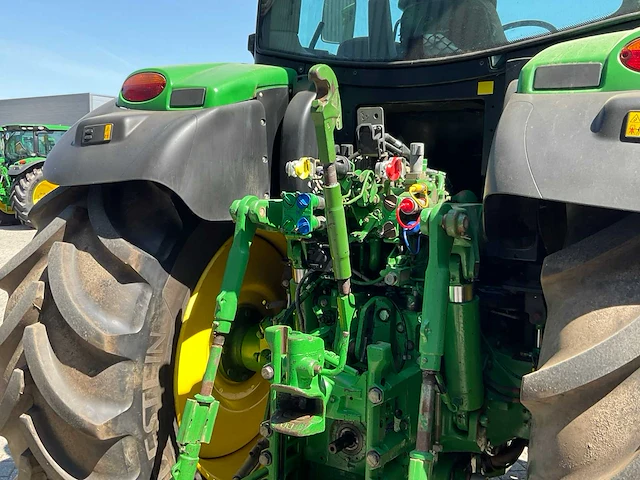 2013 john deere 6150 r vierwielaangedreven landbouwtractor - afbeelding 14 van  24