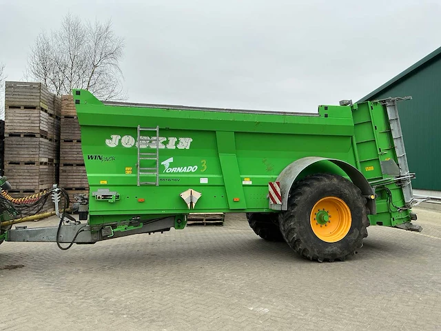 2013 joskin tornado 3 t5516/16v akker- en graslandbemester - afbeelding 12 van  29