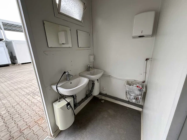 2013 kbs toilet unit - afbeelding 5 van  11