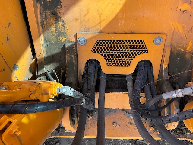 2013 komatsu pc228uslc-8 rupsgraafmachine - afbeelding 16 van  49