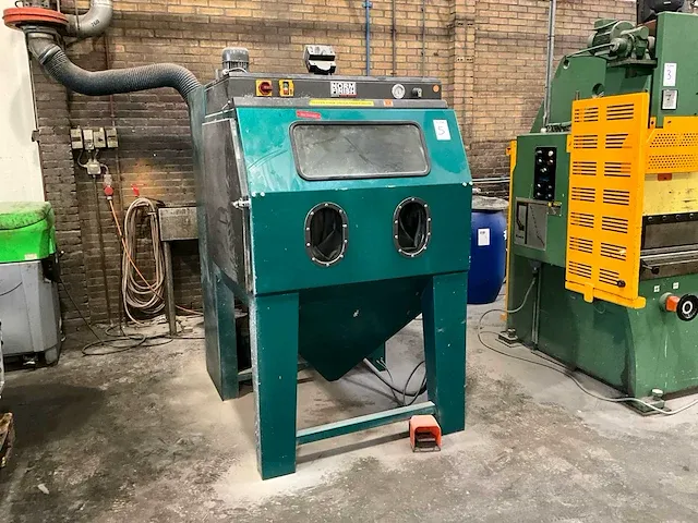 2013 leering dp-12 straalcabine - afbeelding 2 van  9