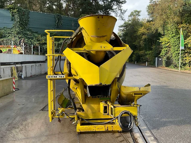 2013 liebherr htm 7045 truck betonmixer - afbeelding 14 van  18