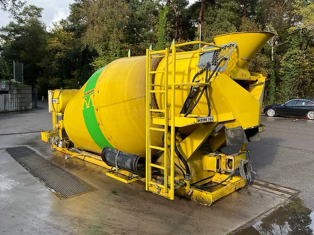 2013 liebherr htm 7045 truck betonmixer - afbeelding 15 van  18